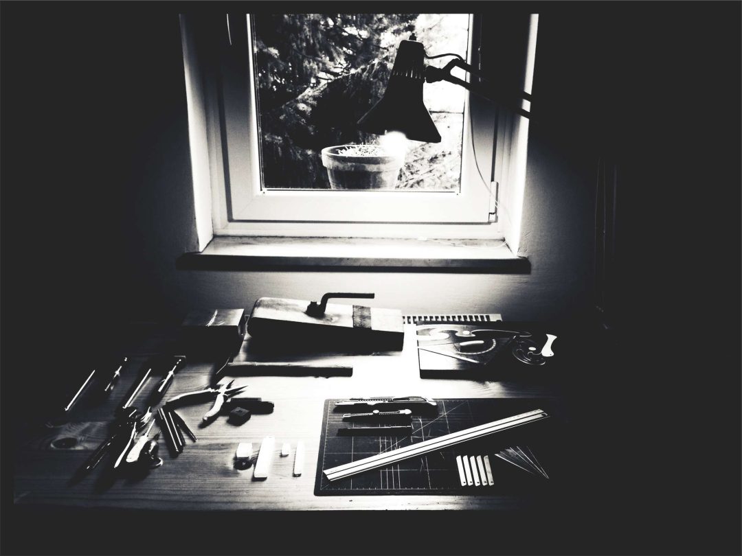 black-white-tools.jpg