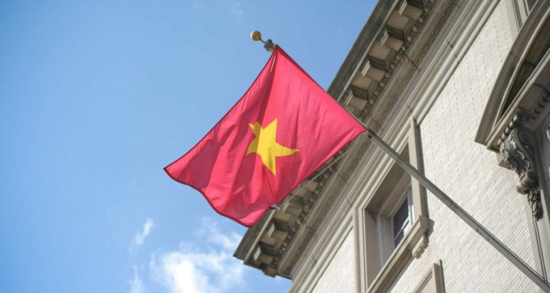vietnam-flag.jpg