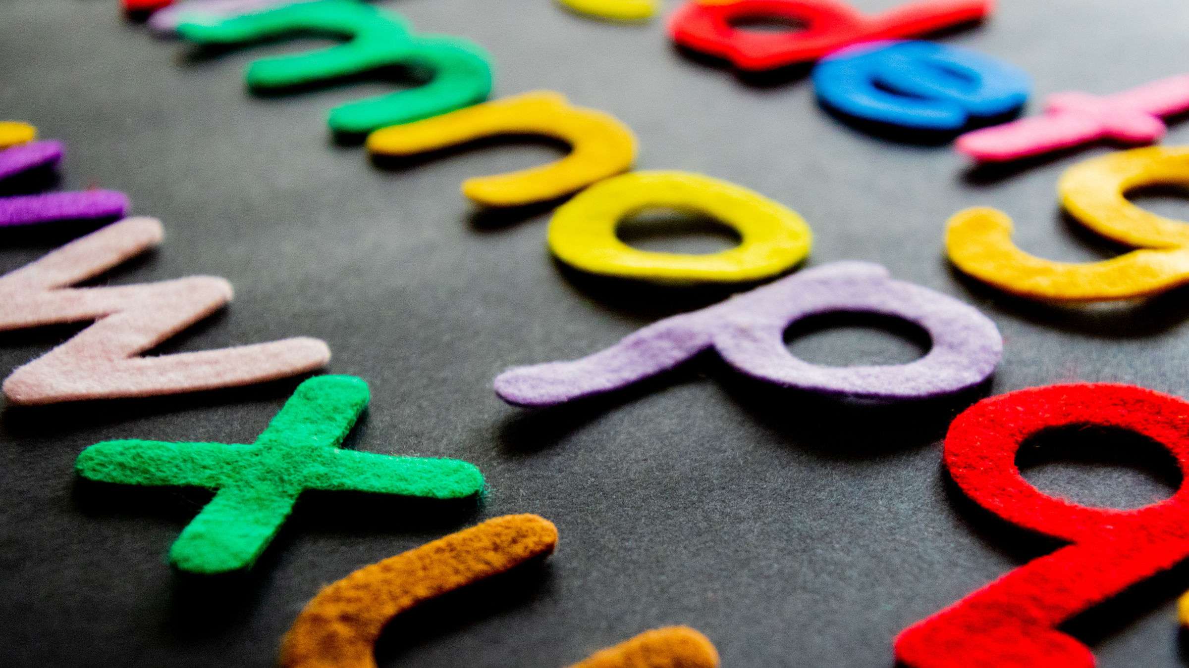 WordPress Theme Authors Are Moving to Host Fonts Locally