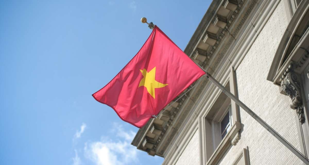 vietnam-flag.jpg