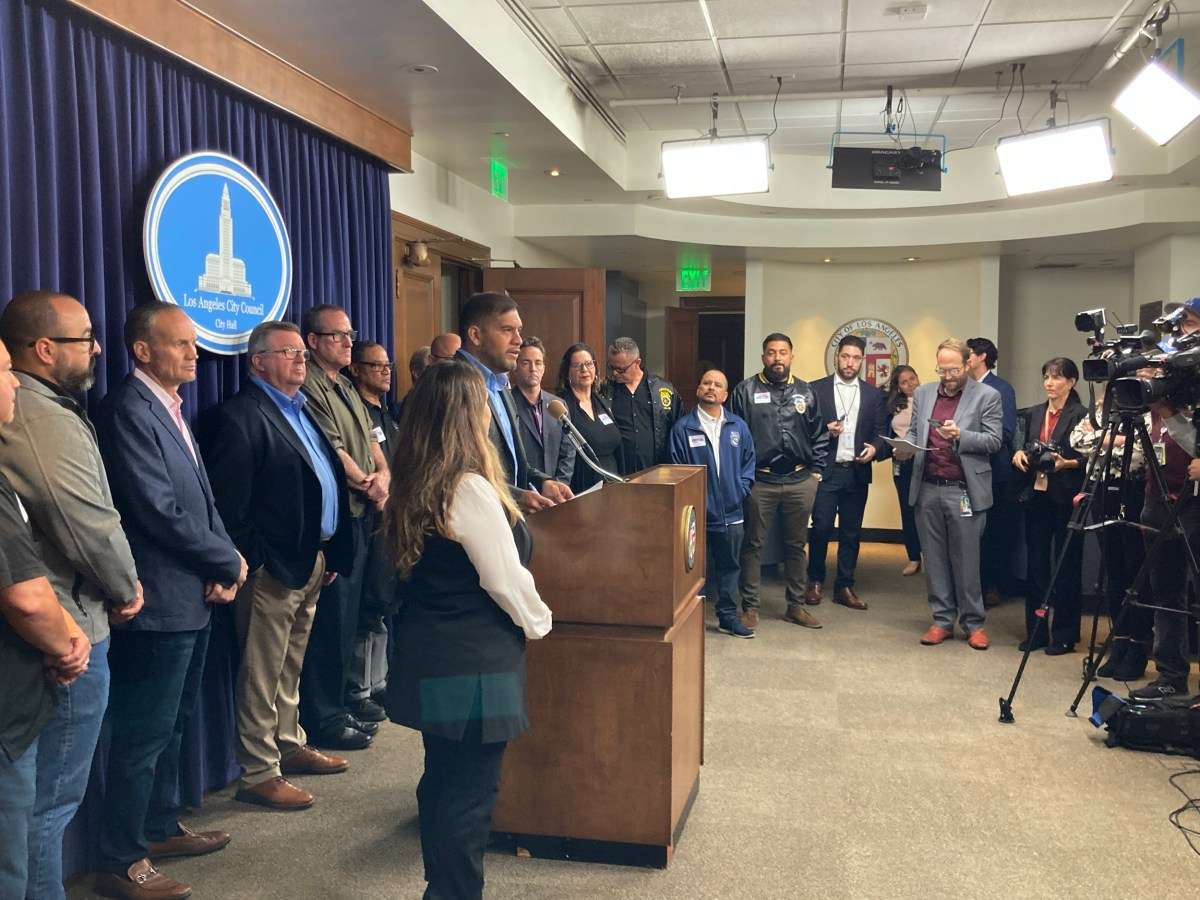 la-city-hall-councilmembers-av-robotaxi.jpg